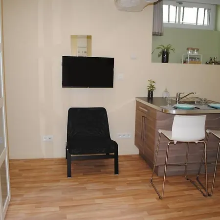 Dans Batiment Du 18eme Siecle דירה ארגנטן