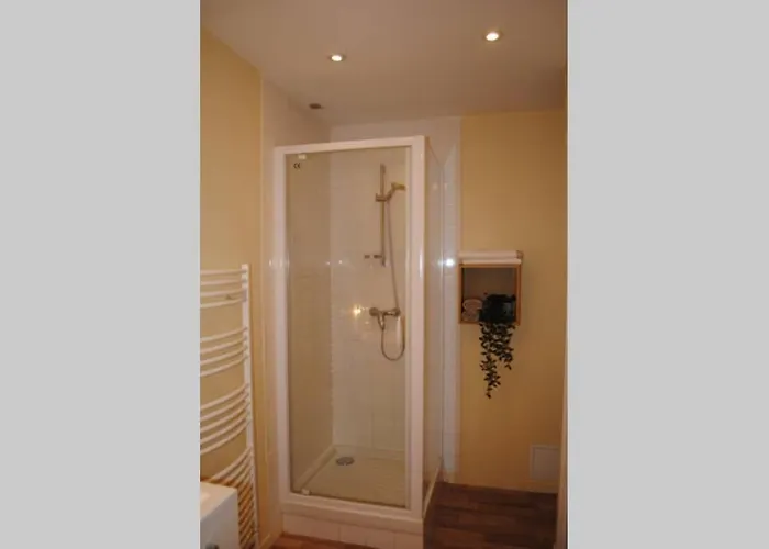 Dans Batiment Du 18eme Siecle Apartment *